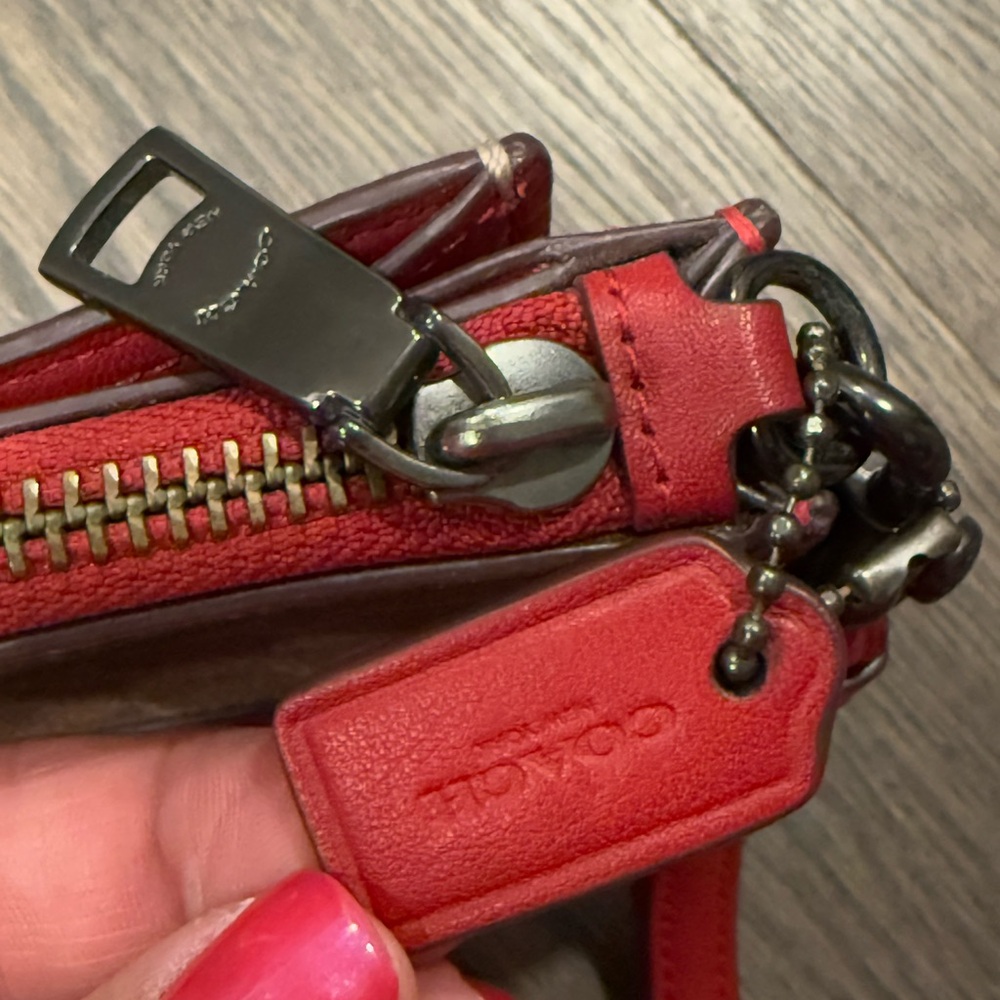 Coach Signature Canvas Dreamer Wristlet with Red Leather Trim. EUC - Picture 7 of 10